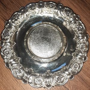 VINTAGE ~ Tarnish Protected Silverplated ~  7 "  Candy Dish " made in Japan"